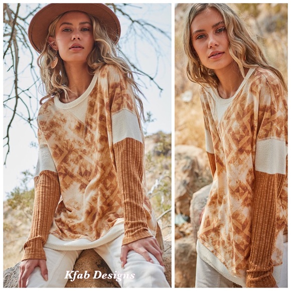 Tops - ❤️LAST! Boho Contrast Detail Aztec Print Top!